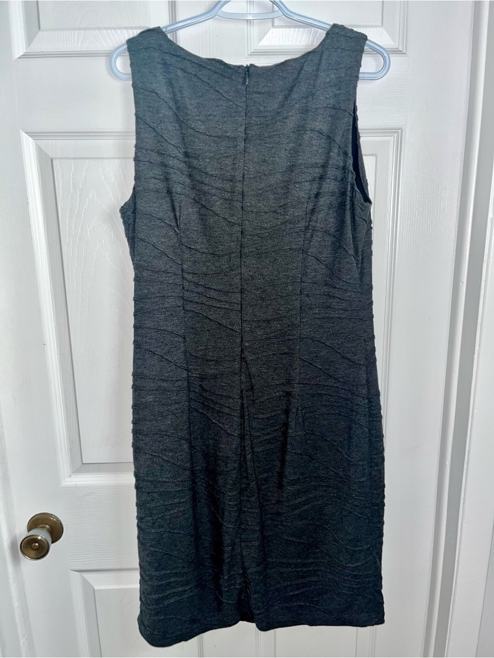 Frank Lyman Dress Summer Gray Large 12 Midi Textured Pattern Sleeveless - Picture 2 of 4
